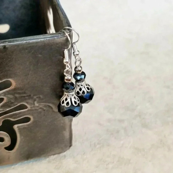 Handcrafted Victorian Black Crystal Silver Filigree Basket Earrings - Picture 3 of 8